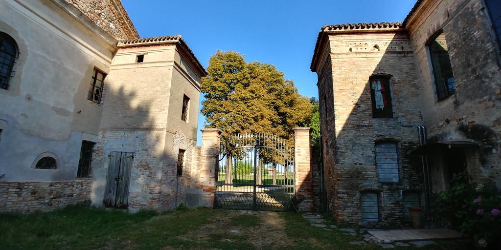 Lo Scrigno Di Lara Villa Ceresara Exterior photo