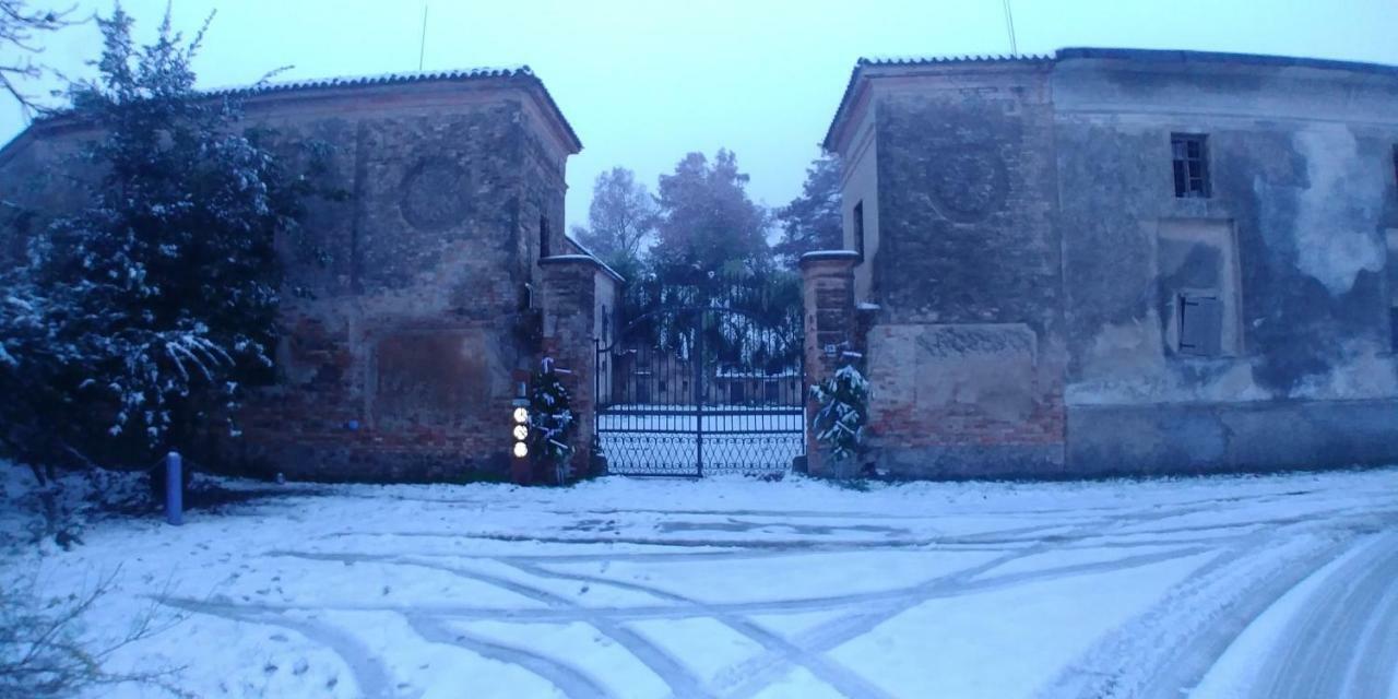 Lo Scrigno Di Lara Villa Ceresara Exterior photo